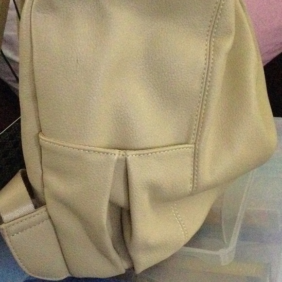 Lambert - Picture 3 of 7